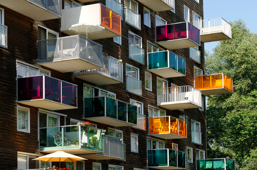 オランダの建築家集団〈MVRDV〉が手がける、大胆な住宅建築の魅力とは