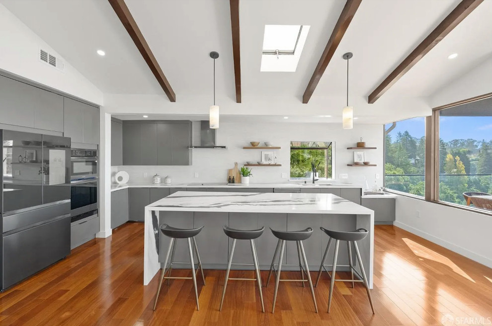 Open Concept Cathedral Kitchen