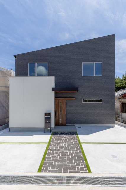 リビング階段のある明るい家 contemporain-facade