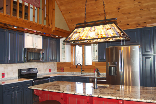 Kraftmaid Jamestown Midnight Cardinal Canvas Maple Farmhouse