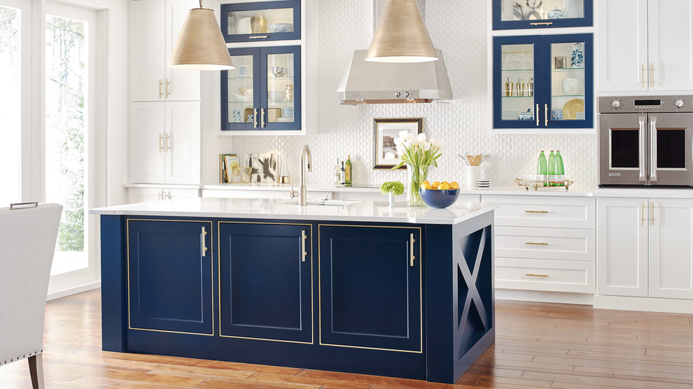 Kitchen - transitional kitchen idea