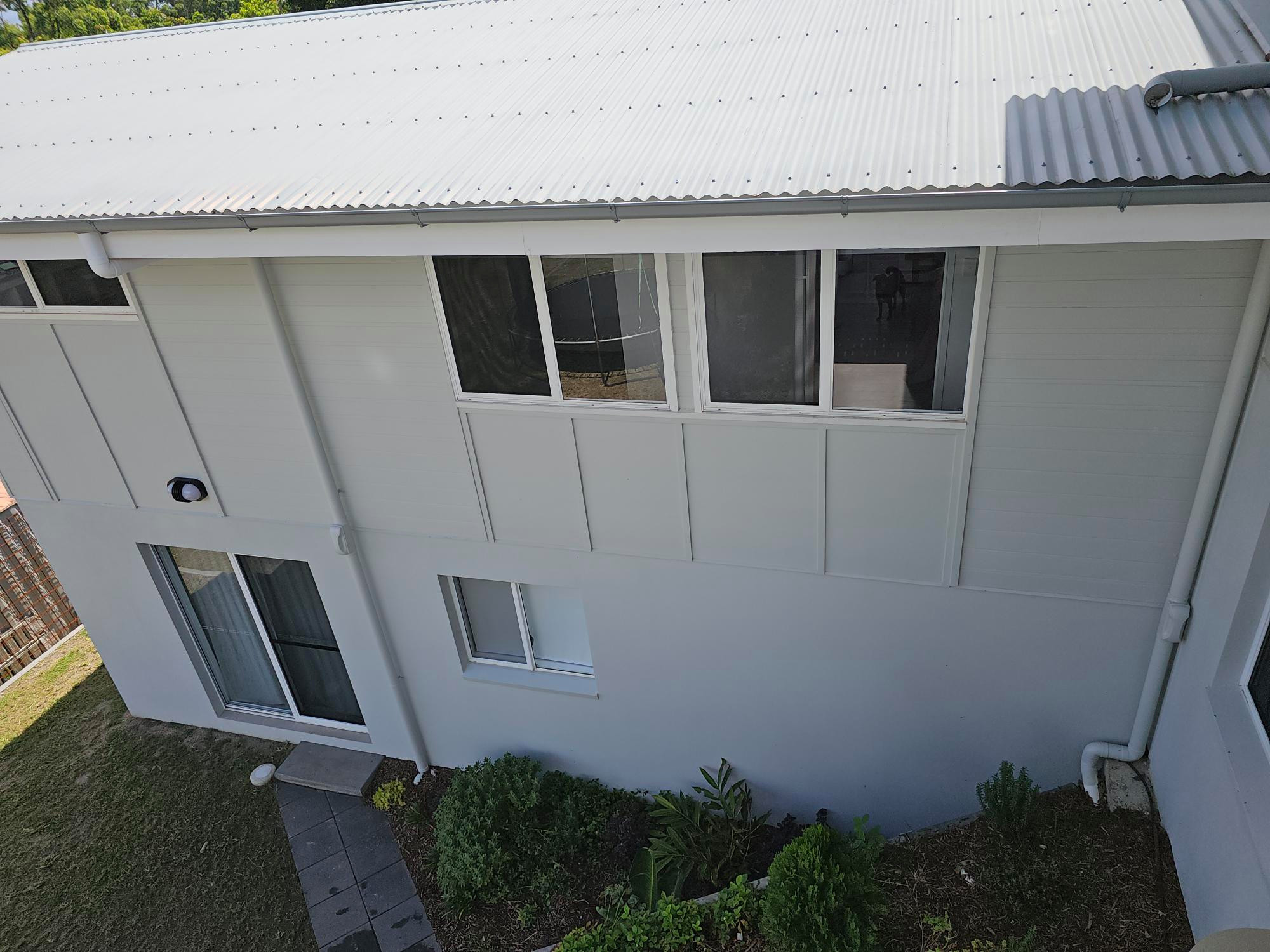 Two Removal Homes in to One