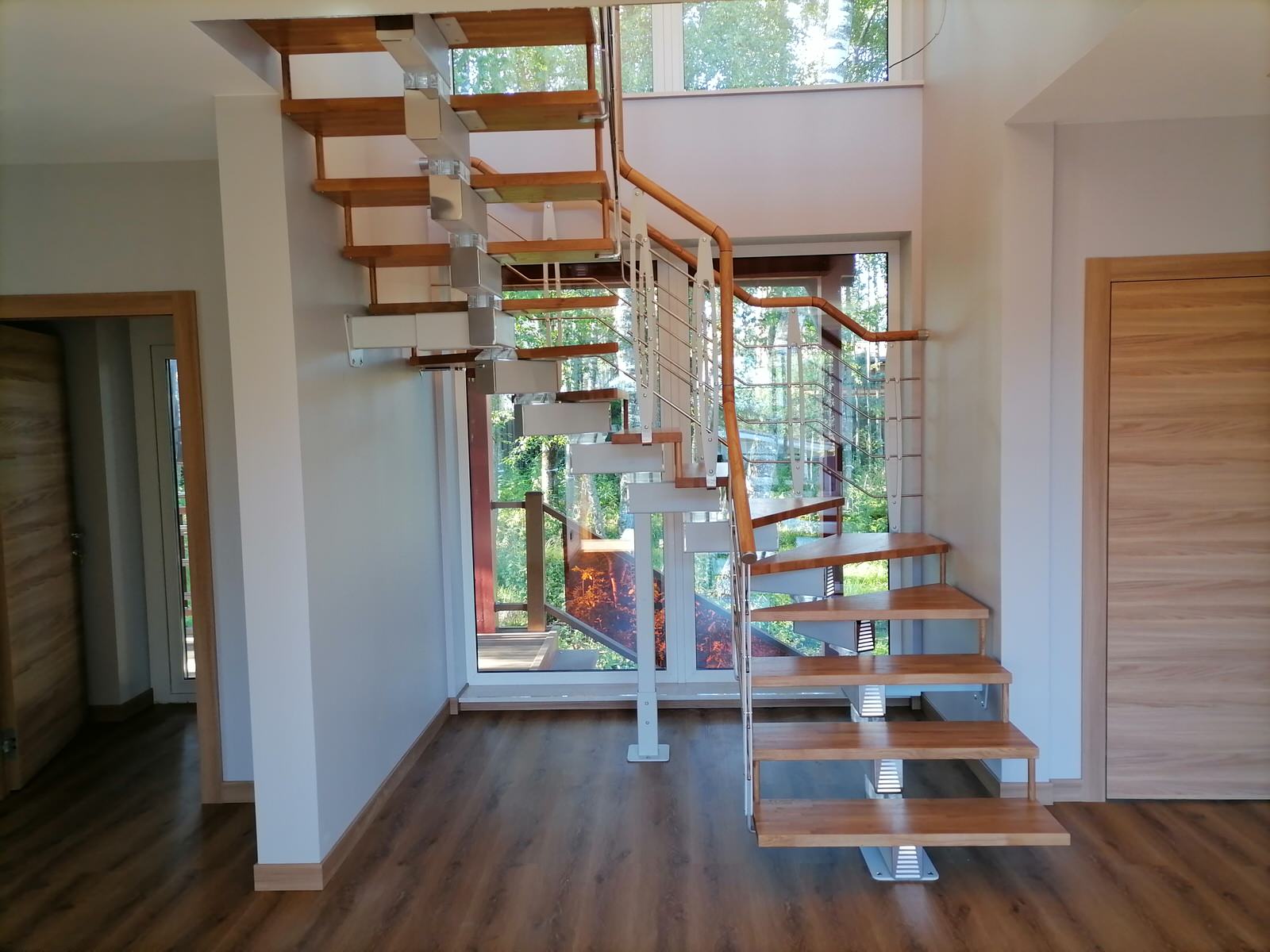 Модель MODULAR DESIGN с ограждением LIF