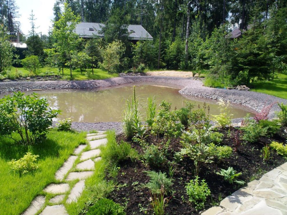 Пруд из габионов