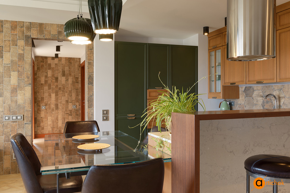 Акцент на зеленый в дизайне кухни