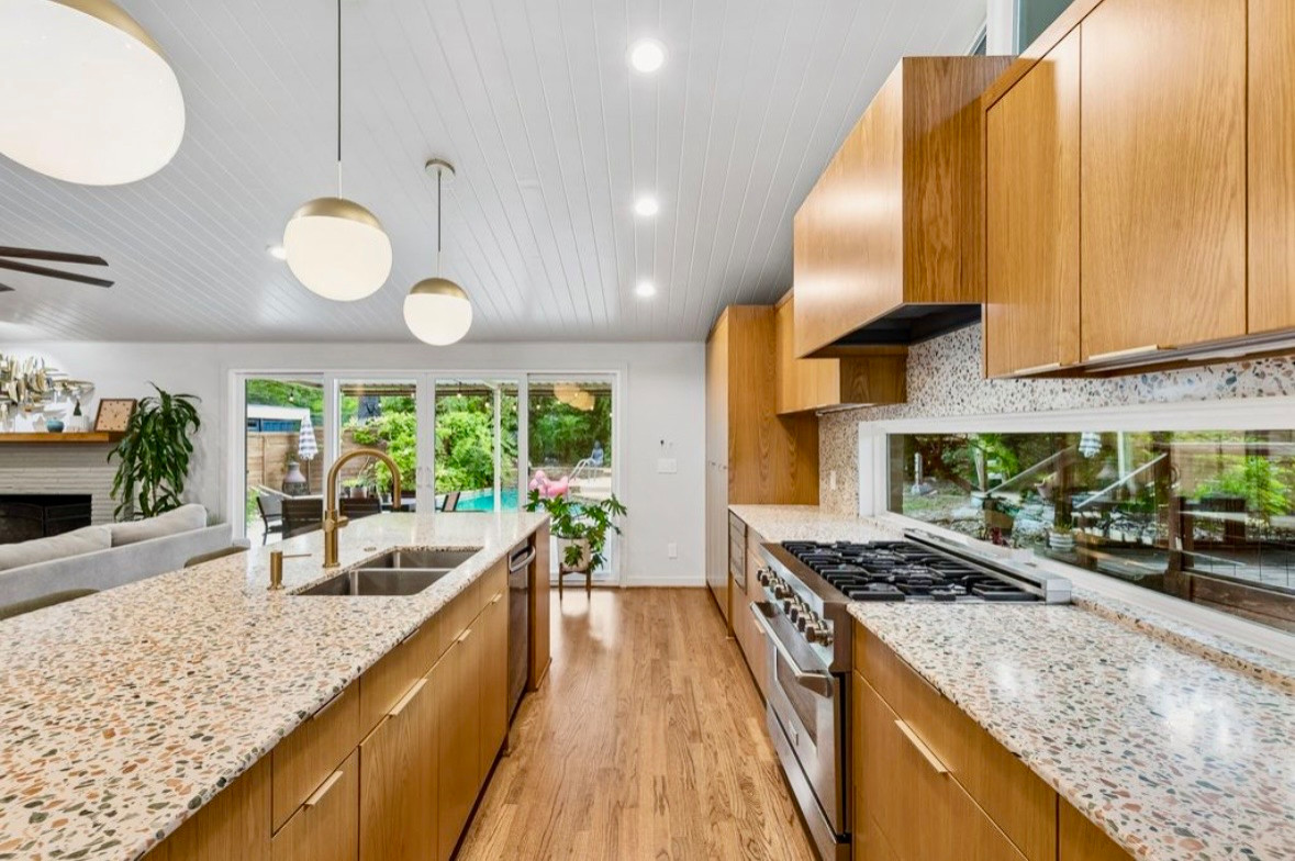 75218 Old Lake Highlands Kitchen and Living Room Remodel