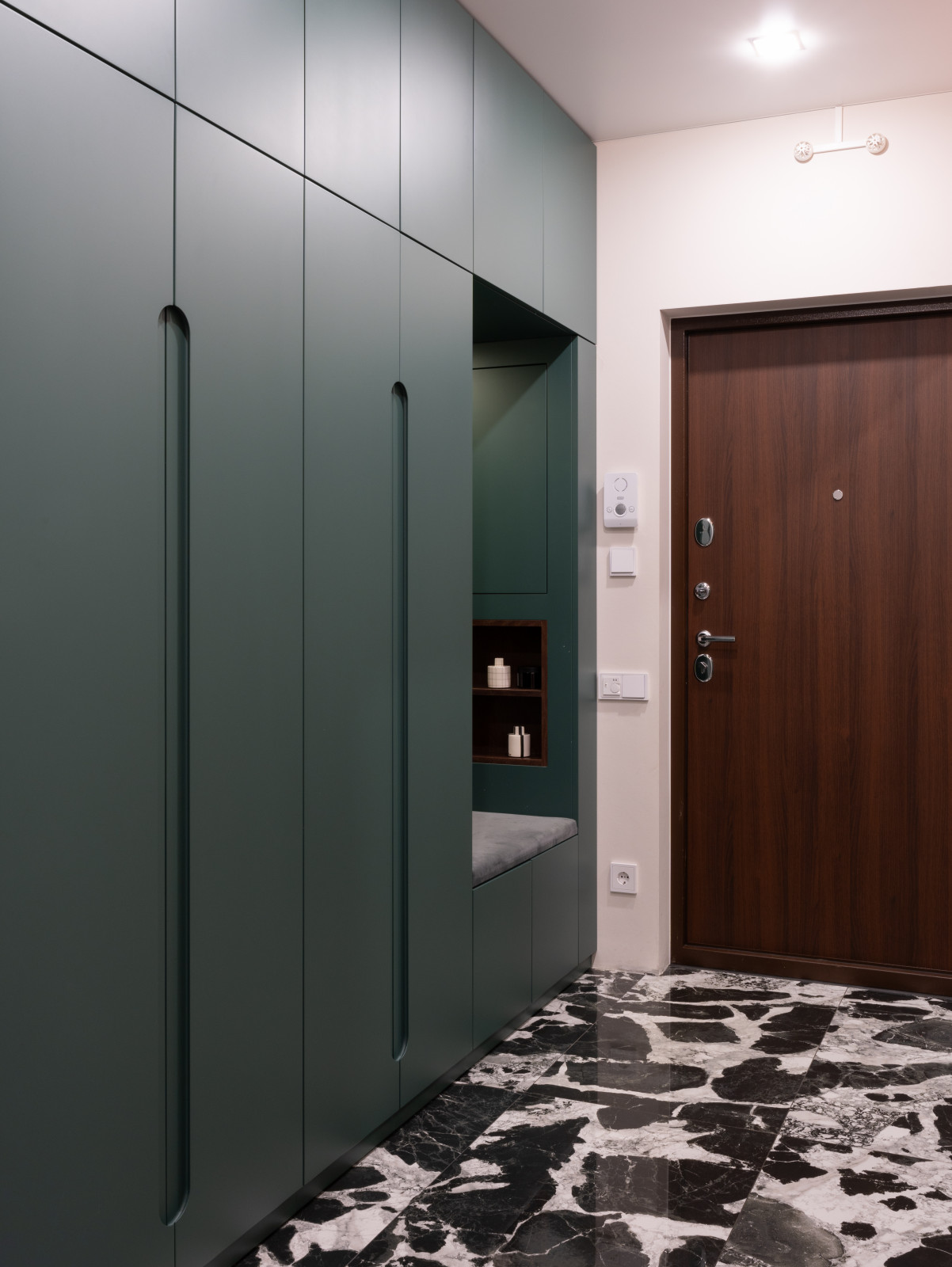 Дом на Набережной