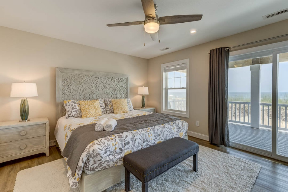 Dolphin Watch (2023)