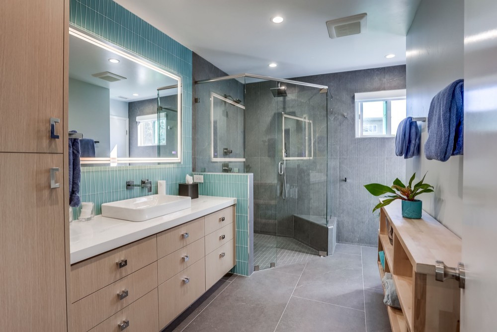 Mira Mesa_Master Bath + Fireplace