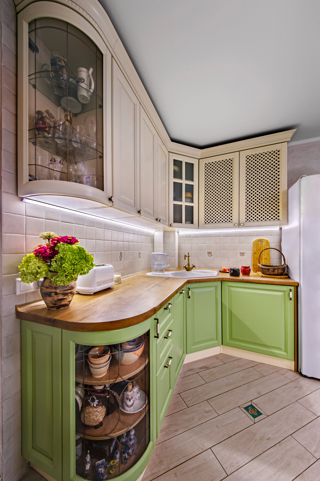 Кухня Альберо, массив