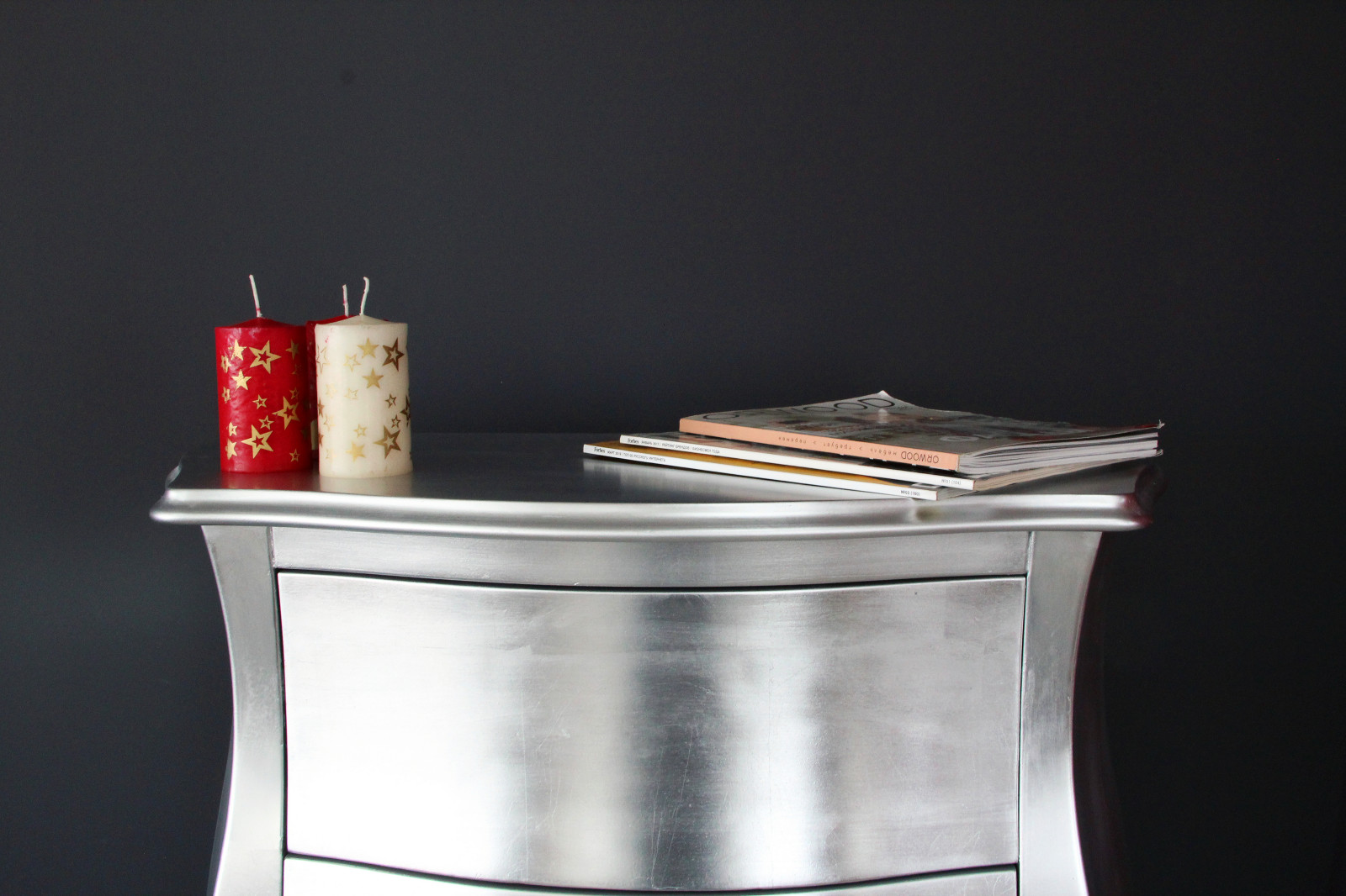 Серебряный комод