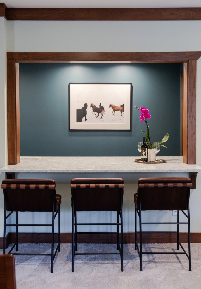 Seated home bar - mid-sized craftsman single-wall carpeted and gray floor seated home bar idea in Cedar Rapids with gray countertops