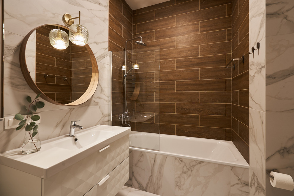 Квартира в бежевых оттенках с яркими акцентами на Крестовском острове