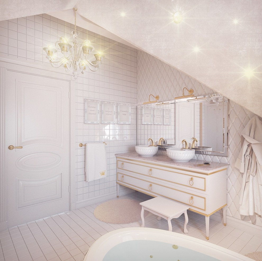 Детская ванная комната (Третий этаж, мансарда)