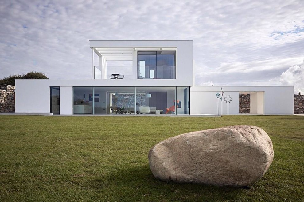 Inspiration for a modern exterior in Cheshire.