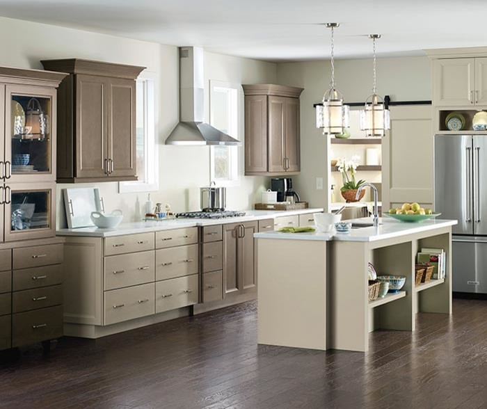 Kitchen - transitional kitchen idea in Indianapolis