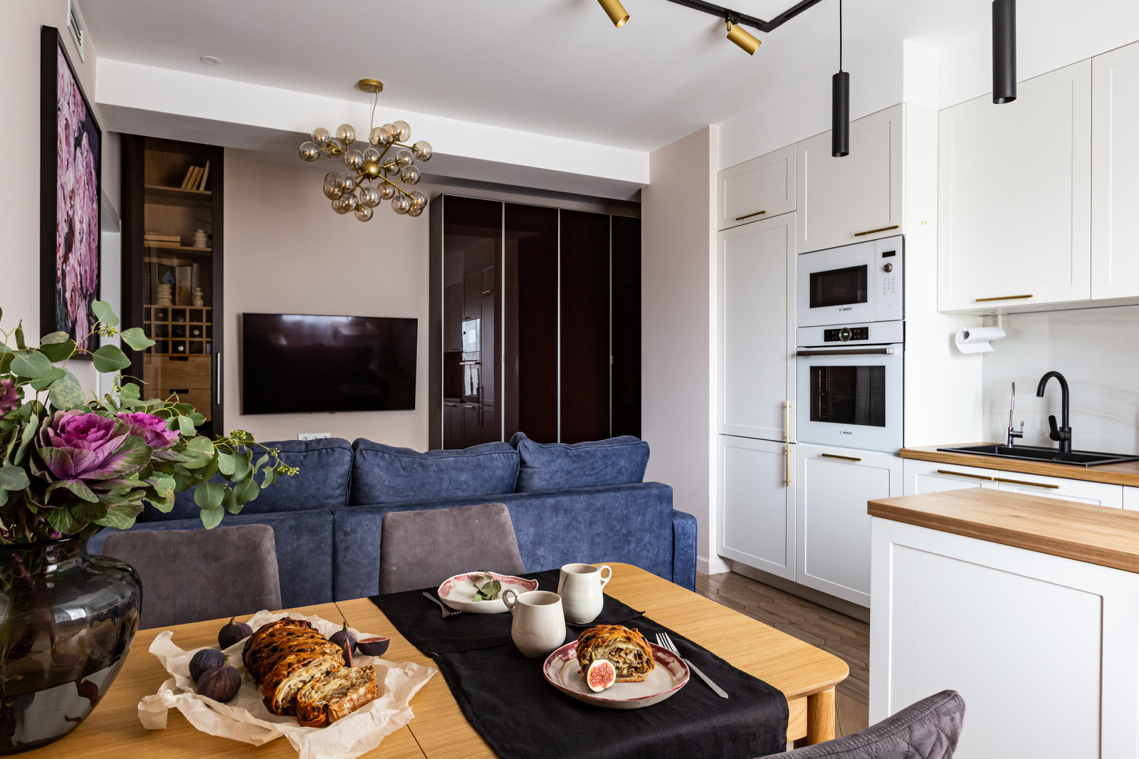 Четырехкомнатная квартира на Варшавской улице