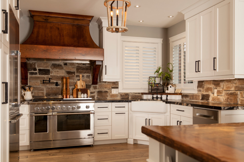 Inspiration for a transitional kitchen remodel in Toronto