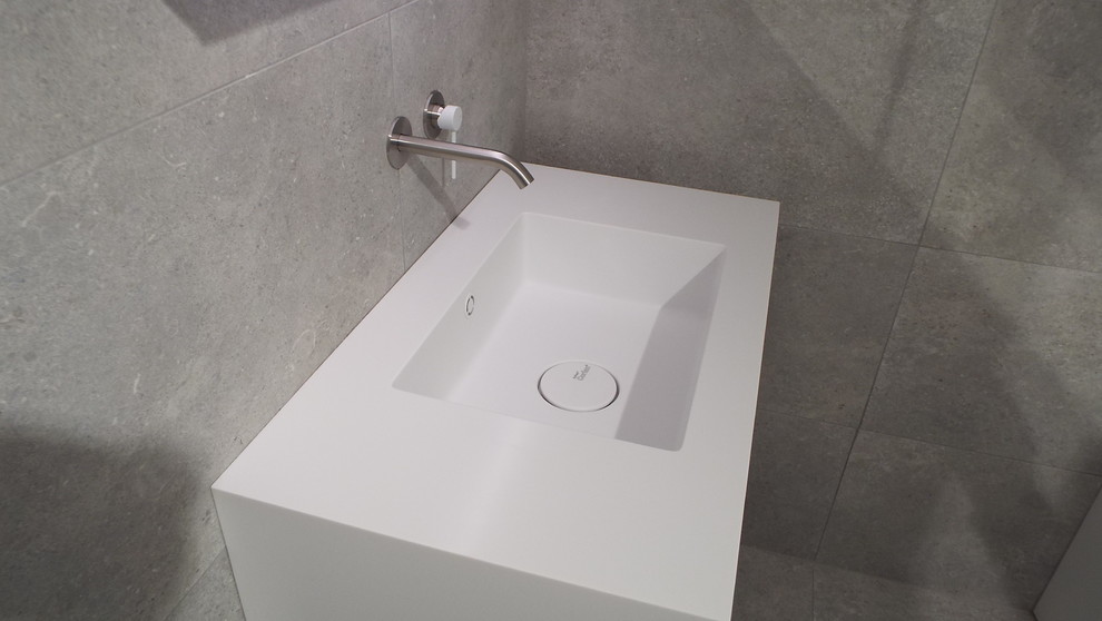 Corian bathroom