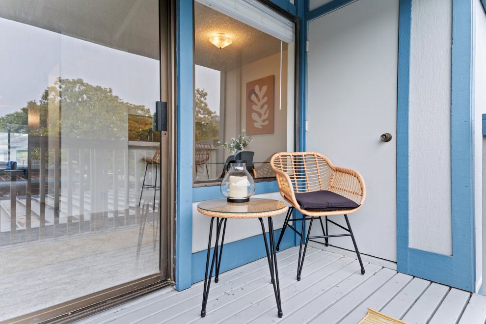 Capitola condo