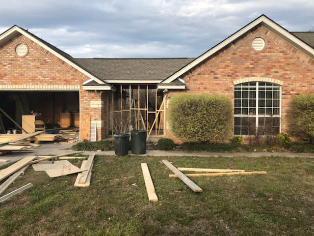 Construction of the joining of garage and family room