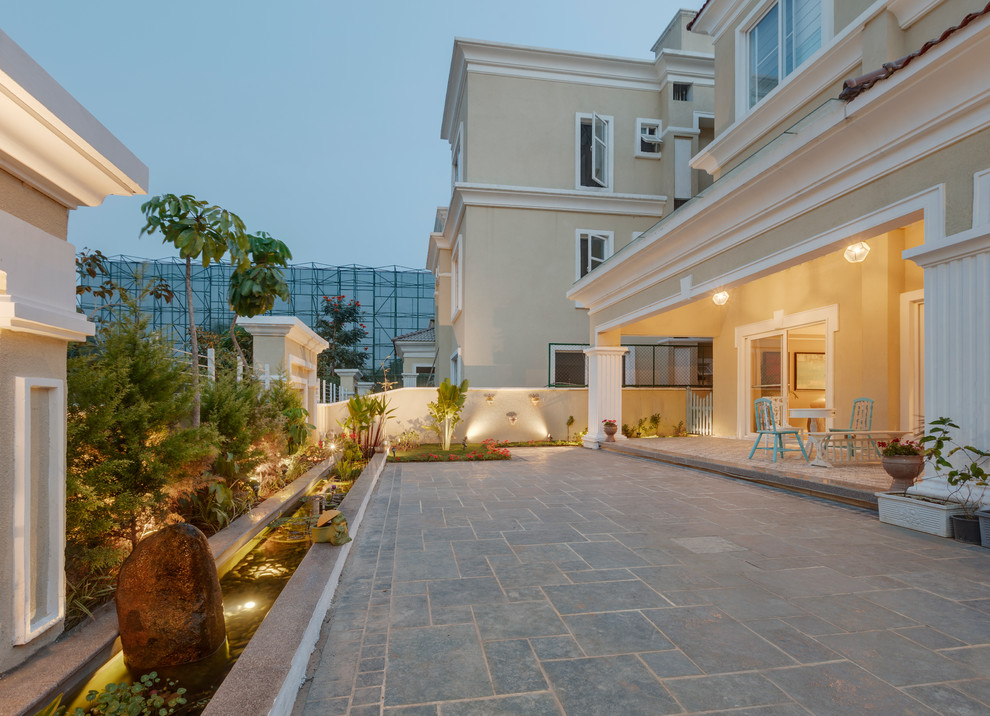 Inspiration for a coastal garden in Bengaluru.