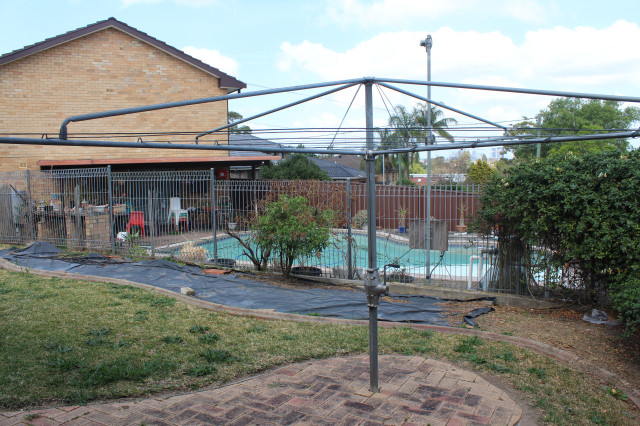 Before backyard moderne-have