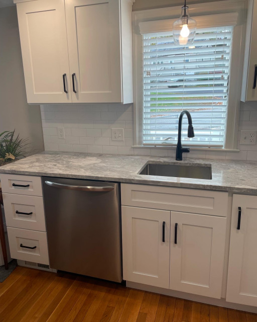 Small bathroom and kitchen in Watertown, MA Modern Kitchen Boston