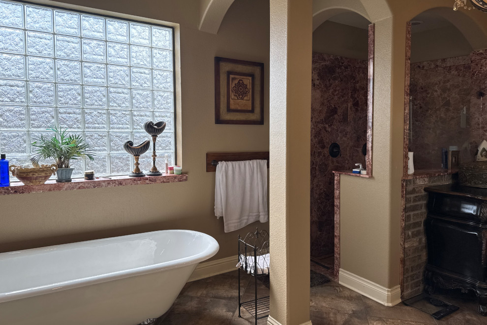 Hillhouse - Primary Bath Remodel