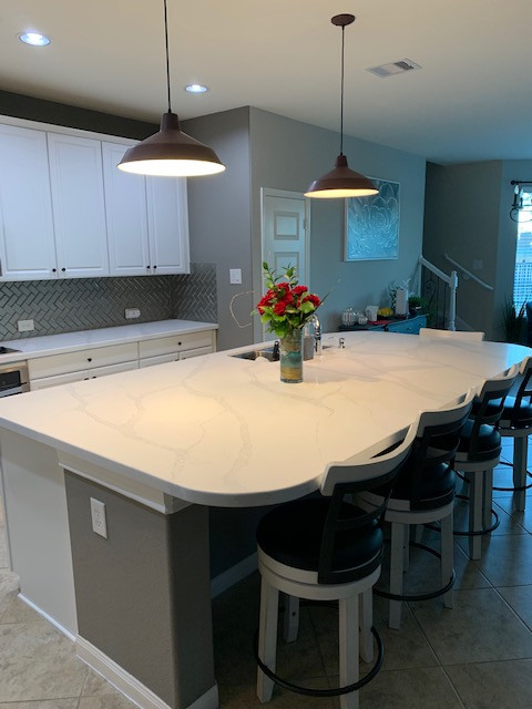 Kitchen  Quartz Countertop and Backsplash
