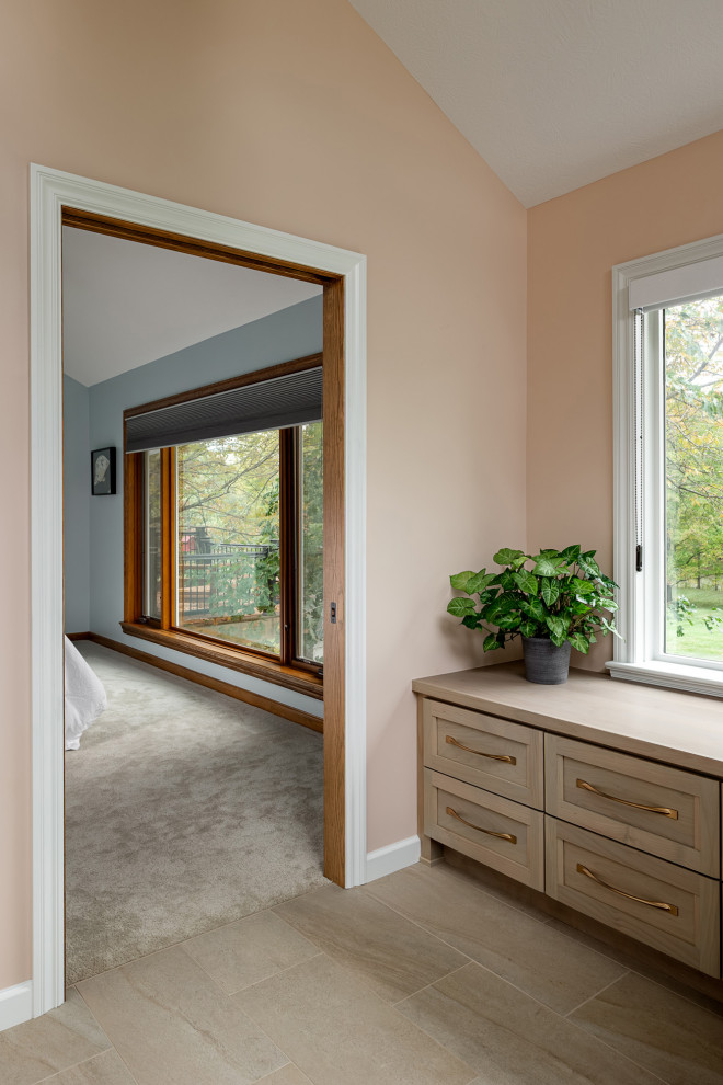 Inspiration for a transitional bathroom remodel in Columbus