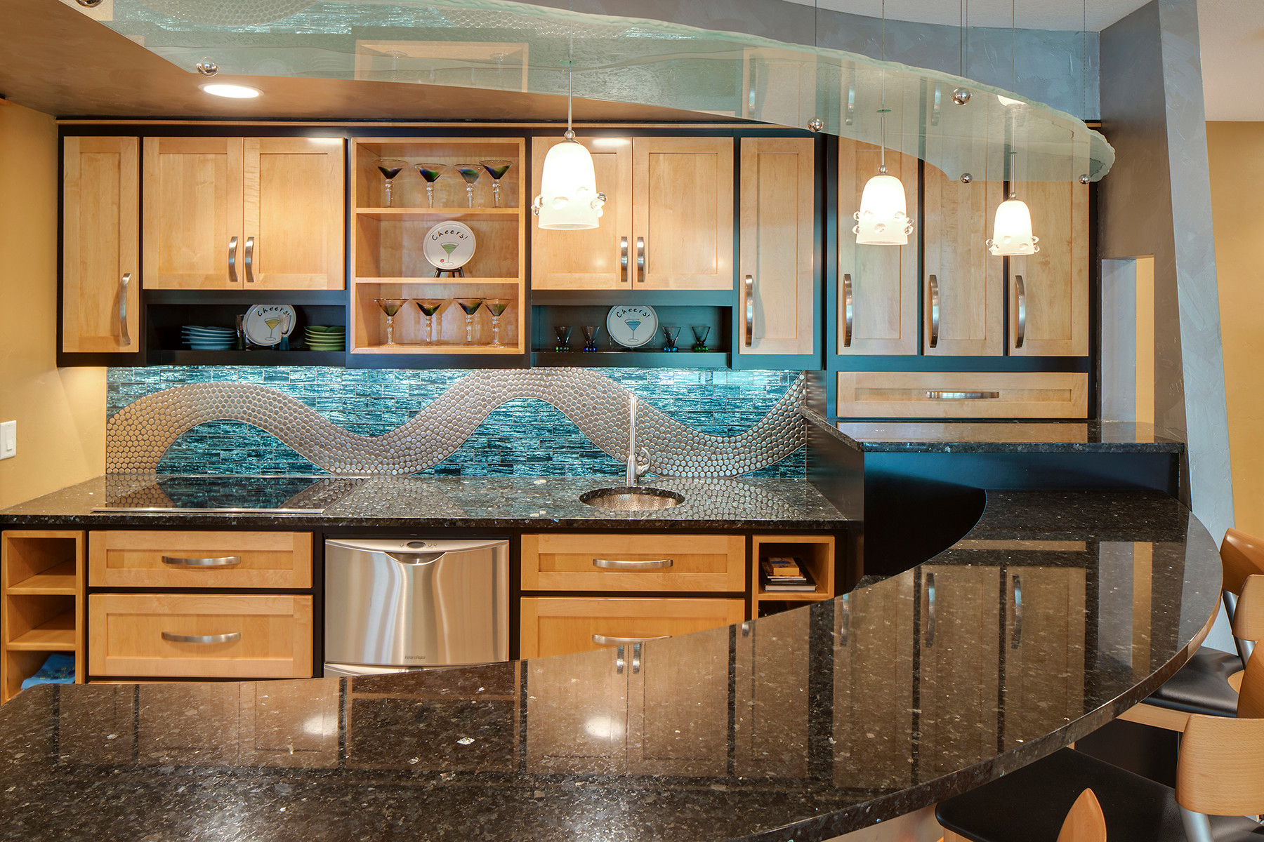 Lake Minnewashta House - L. Level Kitchen w/Italian Glass/Metal Tile Backsplash