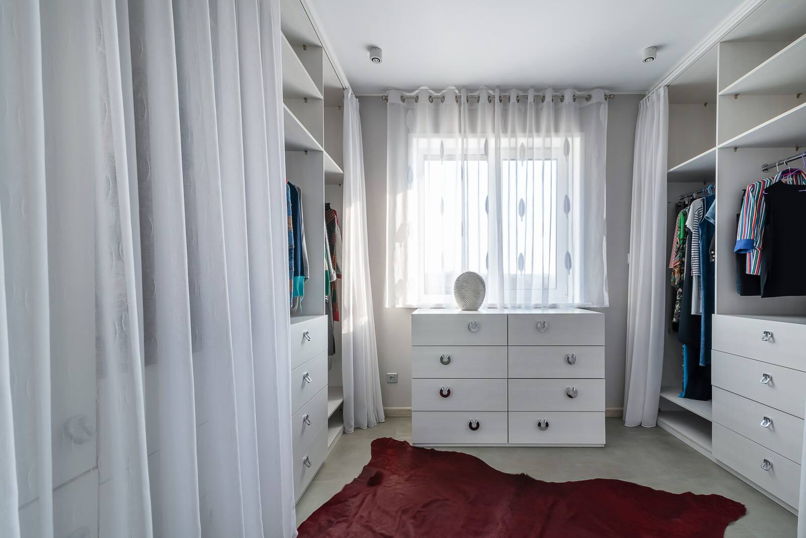 Дом с ирисом