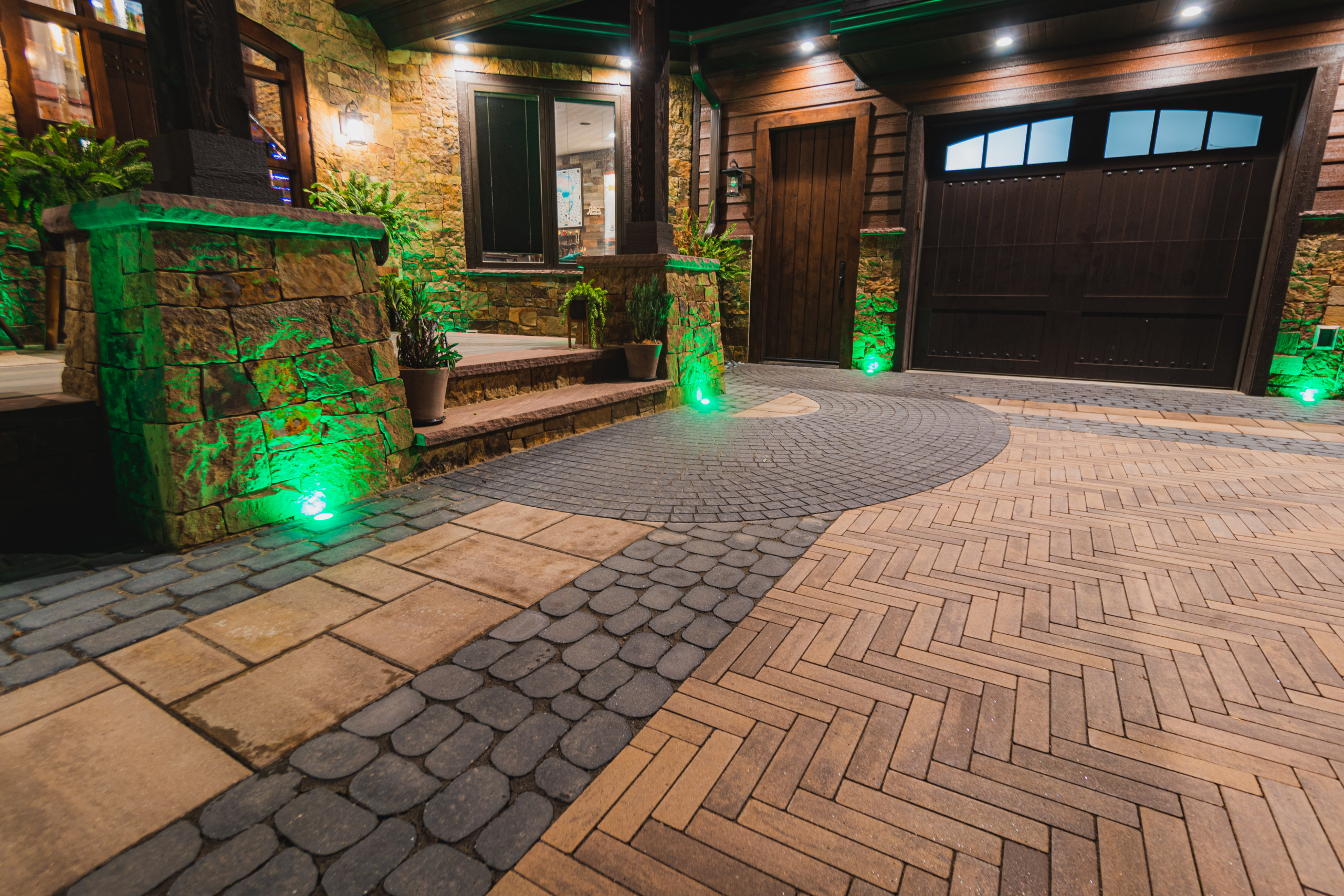 Award Winning Driveway Courtyard