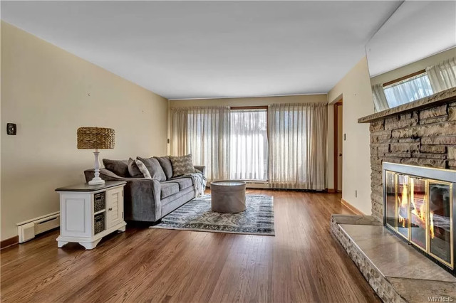 Park Ave Staging minimalistisch-wohnbereich