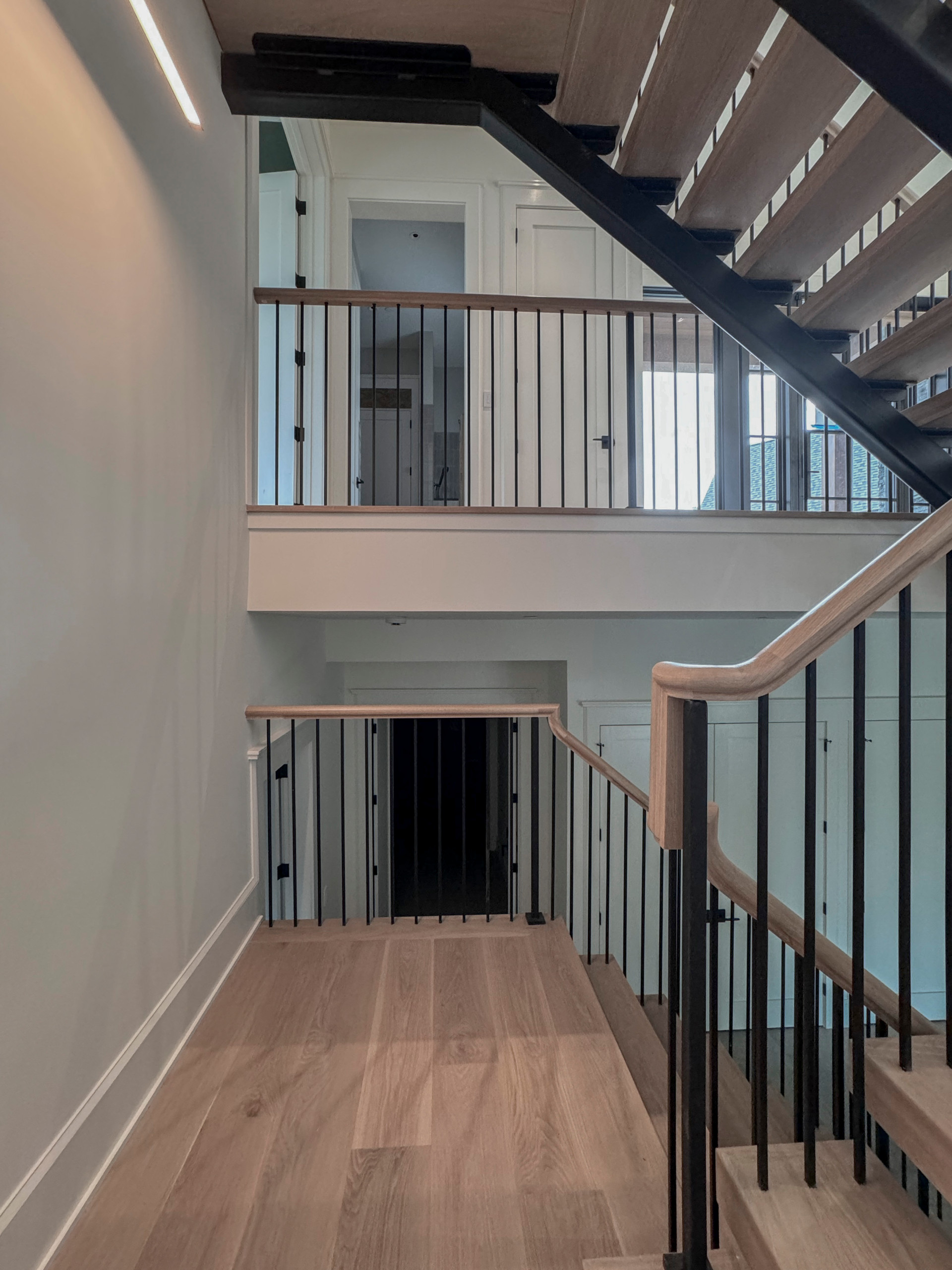 122_Modern Steel & Wood Floating Staircase, Arlington VA 22207