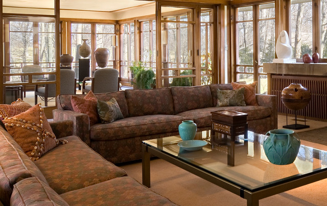 Living room photo in Chicago