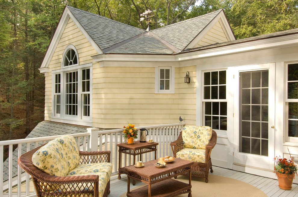 Inspiration for a timeless rooftop deck remodel in Boston with no cover