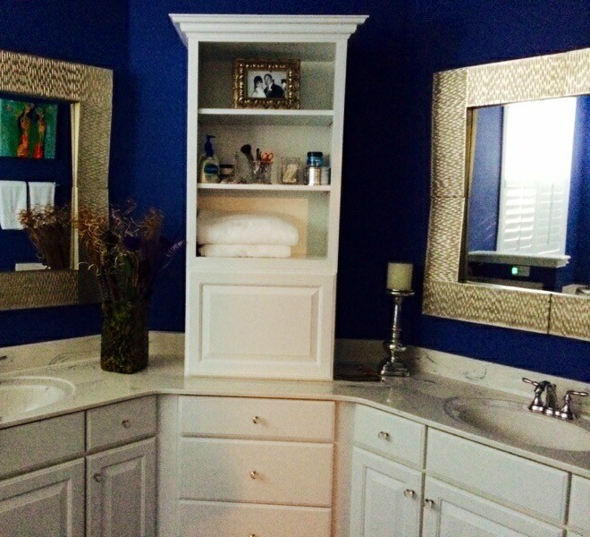 This is an example of a transitional bathroom in Jacksonville.