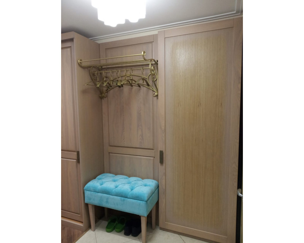 Мебель из массива дерева, шпона, мдф