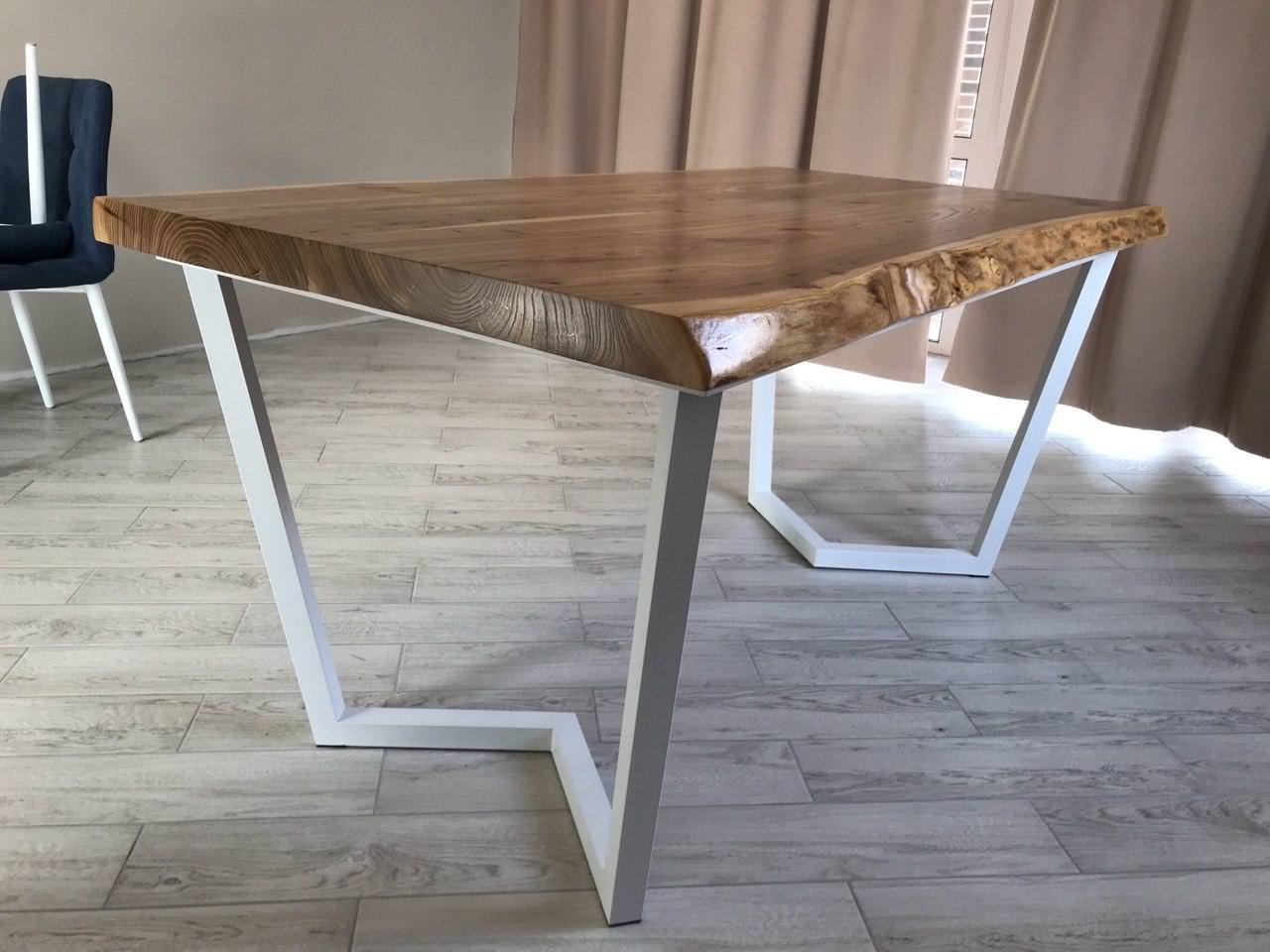 стол из слэба, белое подстолье