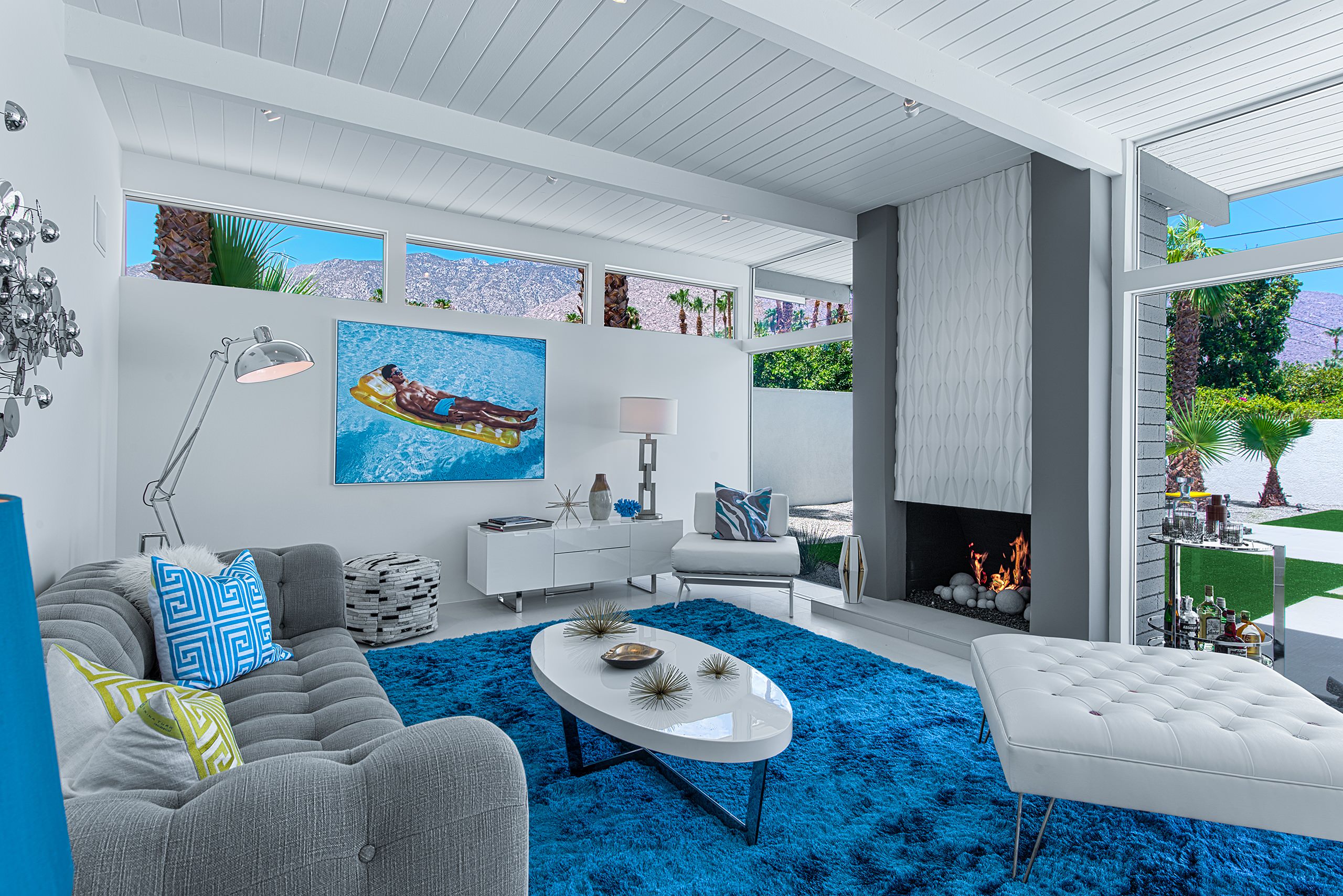 Refresh Your Room With Swimming Pool-Inspired Decor, image size:2560x1708