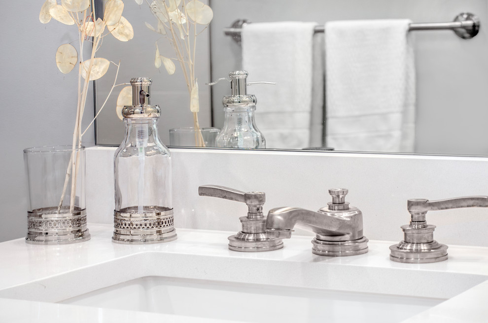 Inspiration for a transitional home design remodel in Vancouver