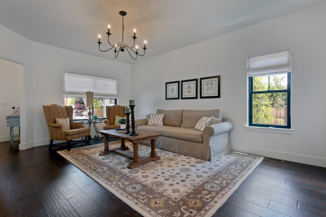 Transitional Chic Farmhouse klassisch-modern
