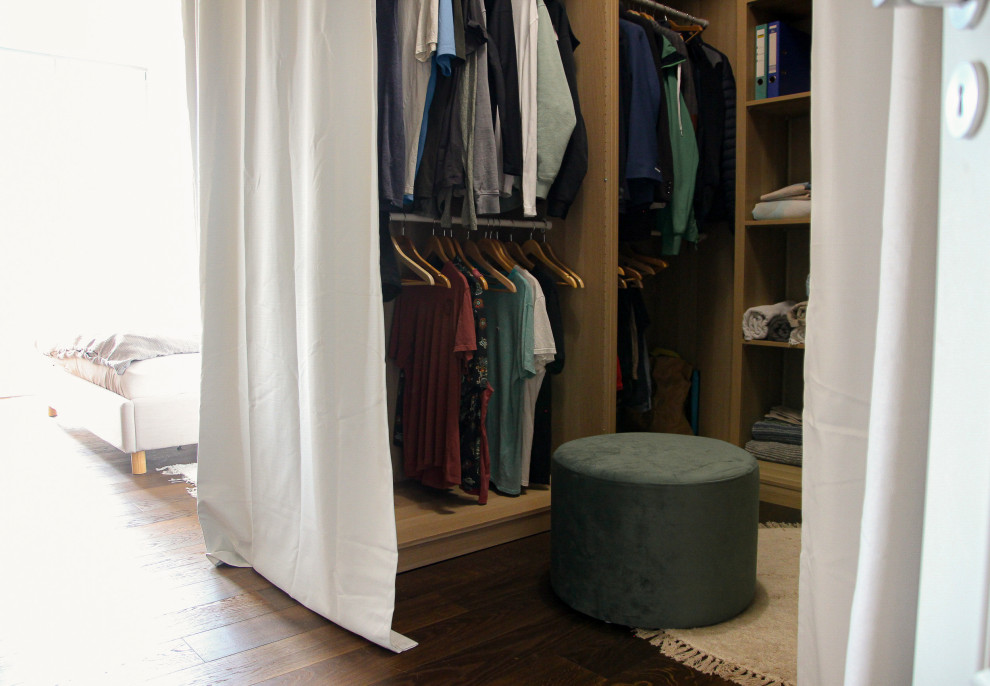 Skandinavisches Ankleidezimmer in Dresden