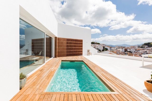 Casa de Graham & Angus mediterraneo-piscina