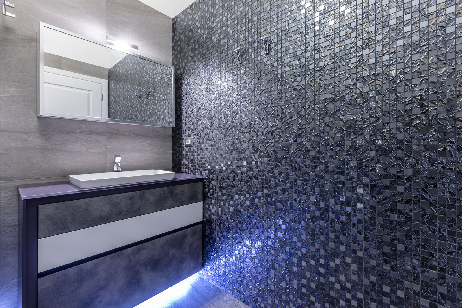 Appartement in Italy ( Квартира в Италии. Империя)