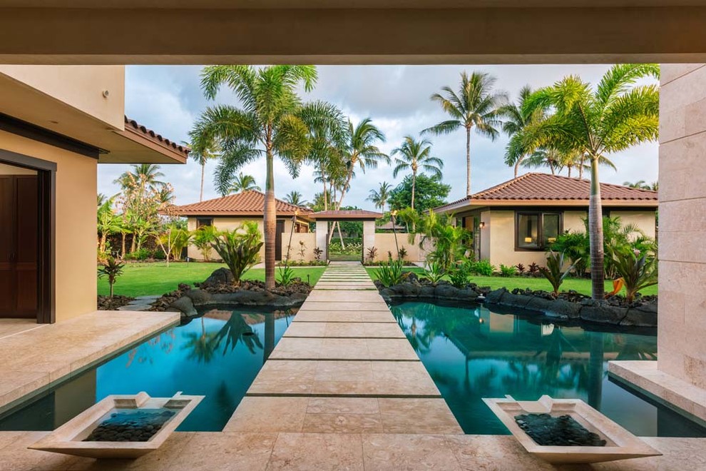 This is an example of a large contemporary entryway in Hawaii.