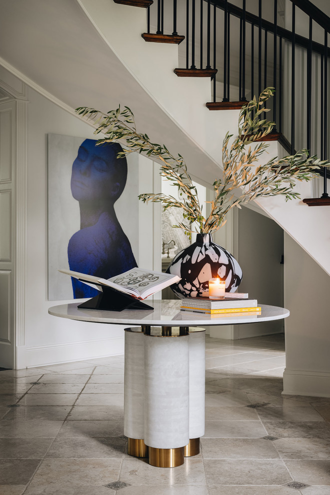Transitional entryway photo in Chicago