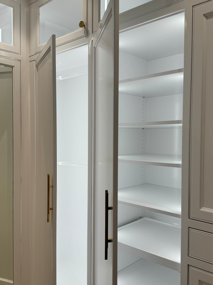 Burlingame Casual Closet